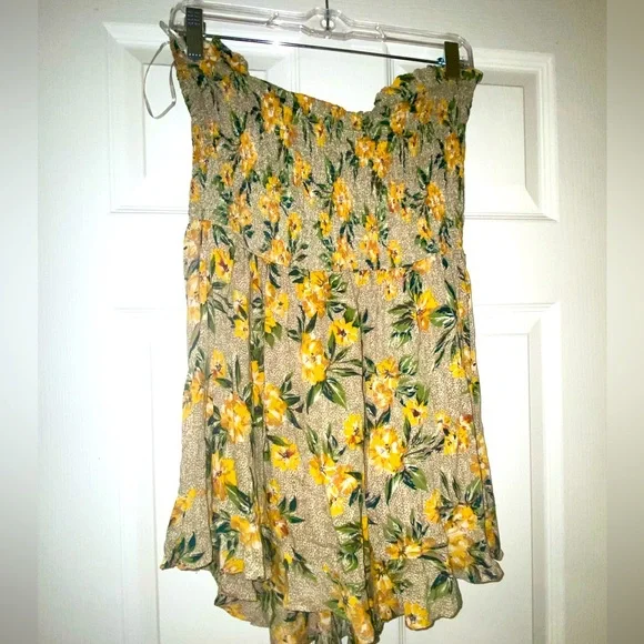 Angie strapless romper - Picture 2 of 8